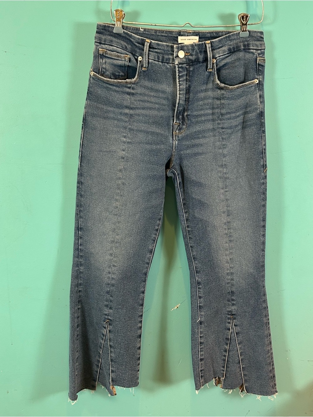 Good American Blue Split-Hem cropped kick flare size 12